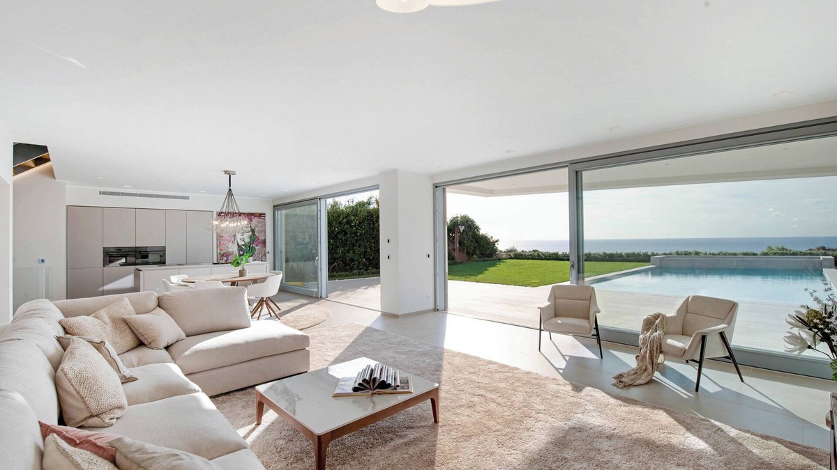 El Toro Villa | Beachfront vacation villa