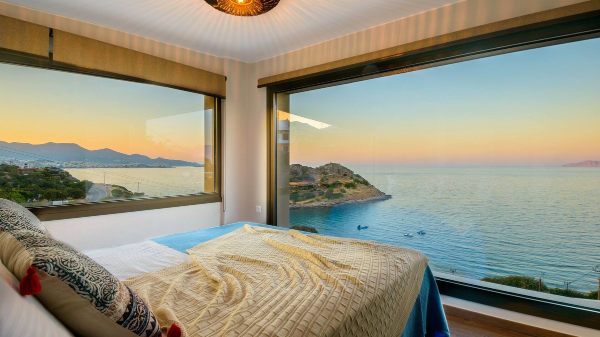 Ammoudara Villa | Beachfront villa with hot tub- breathtaking seaview