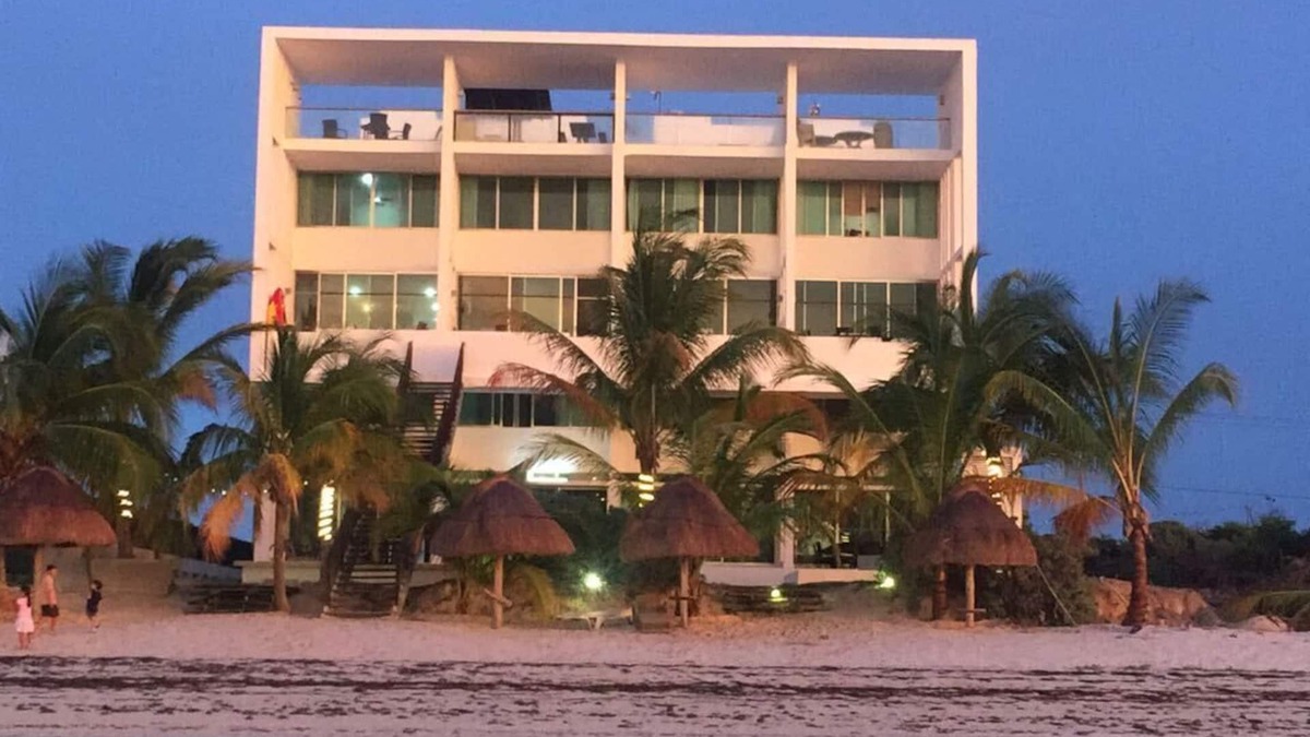 Telchac Puerto Villa | BEACHFRONT VILLA GH 1 FULLY FURNISH SECURITY 24/7