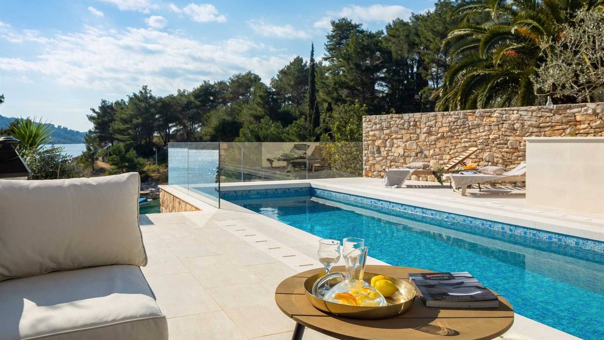 Vela Luka Villa | Beachfront Villa Grain of Salt with Pool