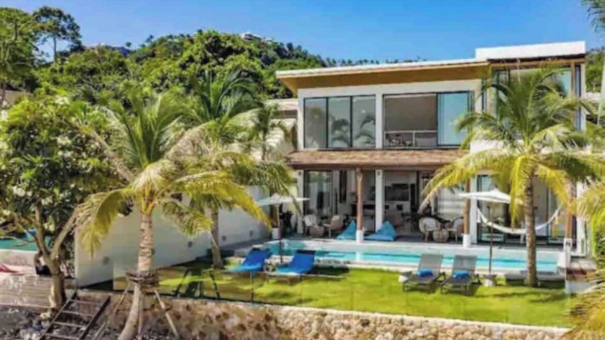 Koh Samui Villa | Beachfront Villa InduBlue .5 En-Suite AC bedrooms .Housekeeper Inc. Private Pool