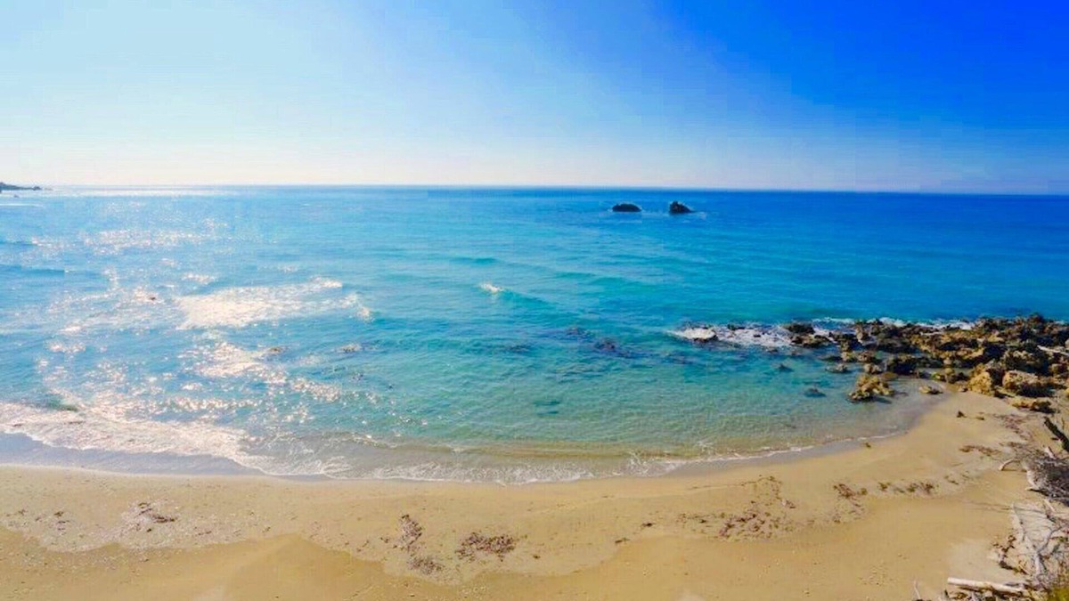 Agios Matthaios Villa | Beachfront Villa Rania