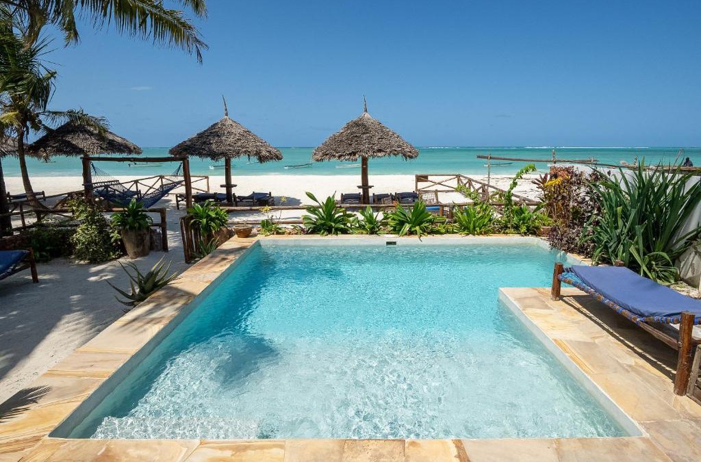 Pwani Mchangani House | Beachfront Villa Thamani with Private Pool and Beach ZanzibarHouses