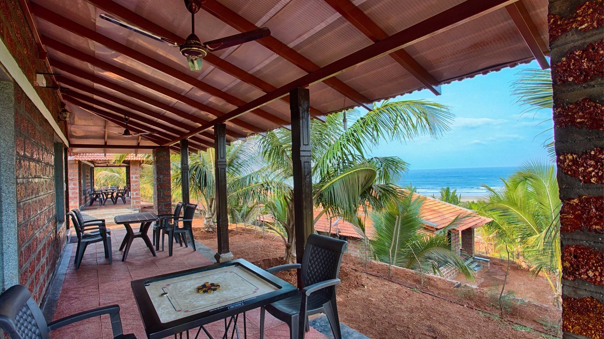 Ganpatipule Hotel | Beachfront Villas