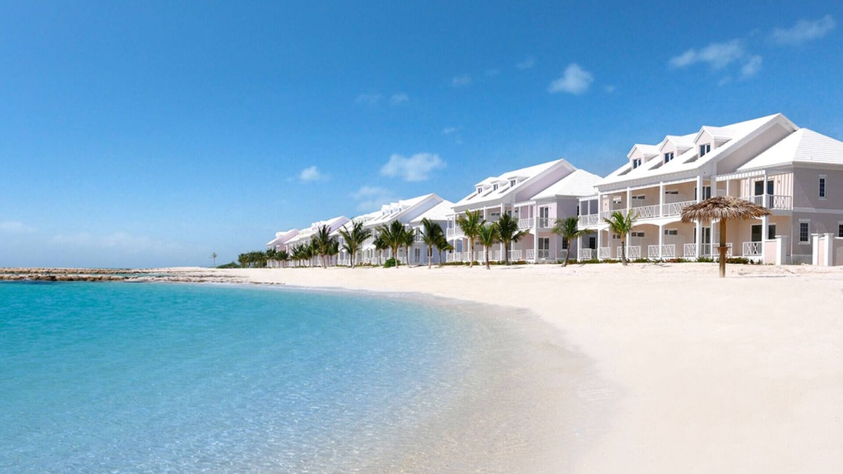 Palm Cay Villa | Beachfront - White Sand - Turquoise Water - Pool