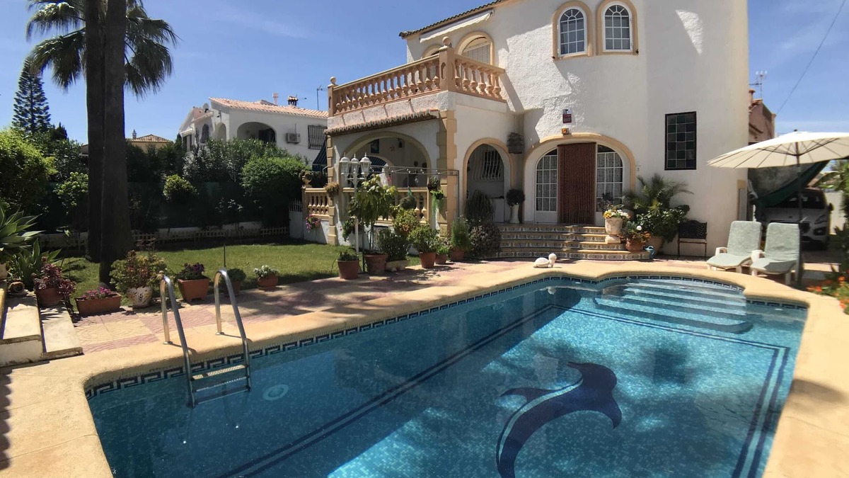 Els Poblets Villa | Beachnear villa with private pool