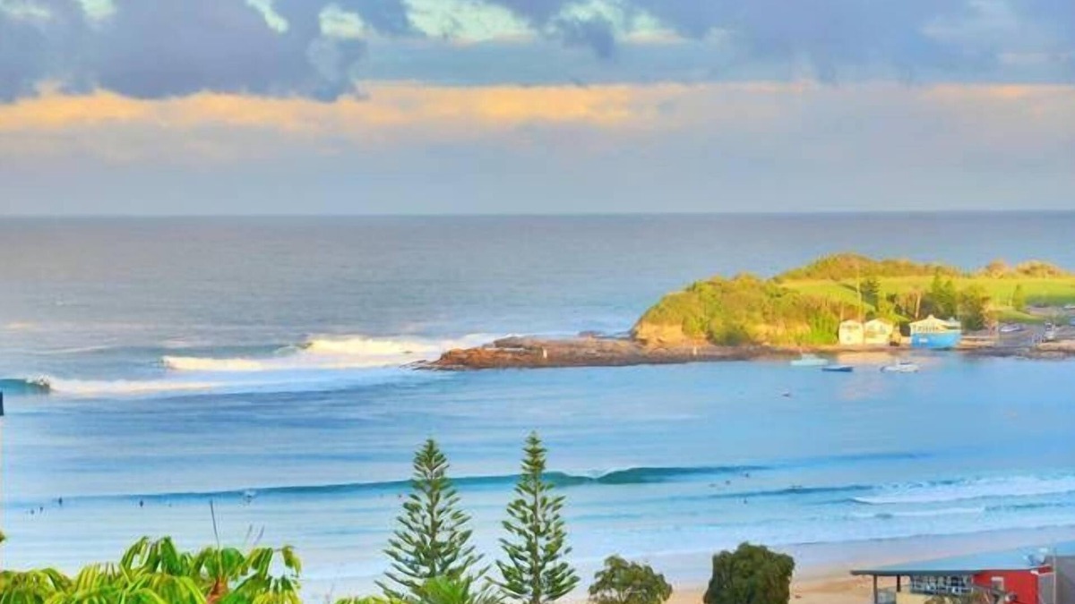 Terrigal Apartment | Beachousesix Terrigal/Heated Pool & Best location