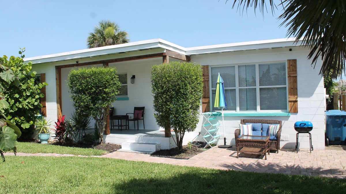 Daytona Beach House | Beachside 2BR Daytona Beach Shores private home