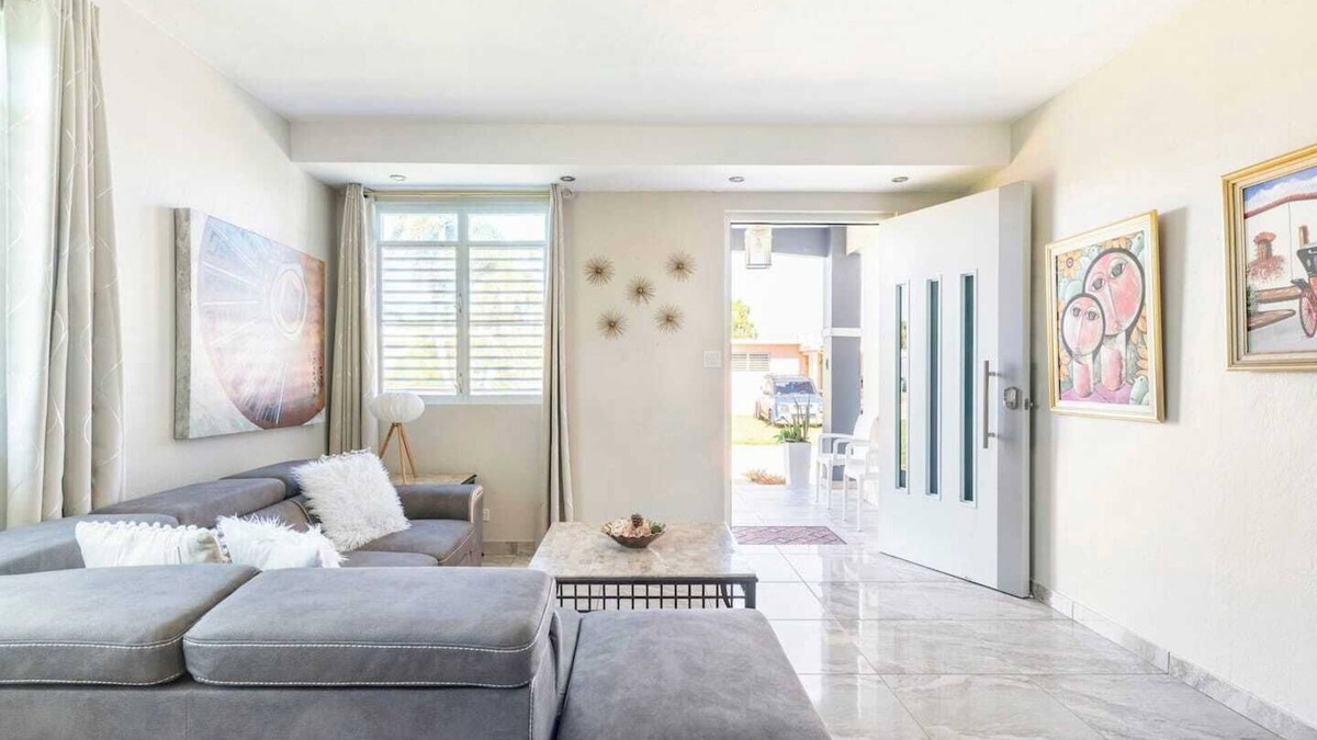 Maleza Baja House | Beachside | Aguadilla | Near Airport | Golf Course | Entire Private House