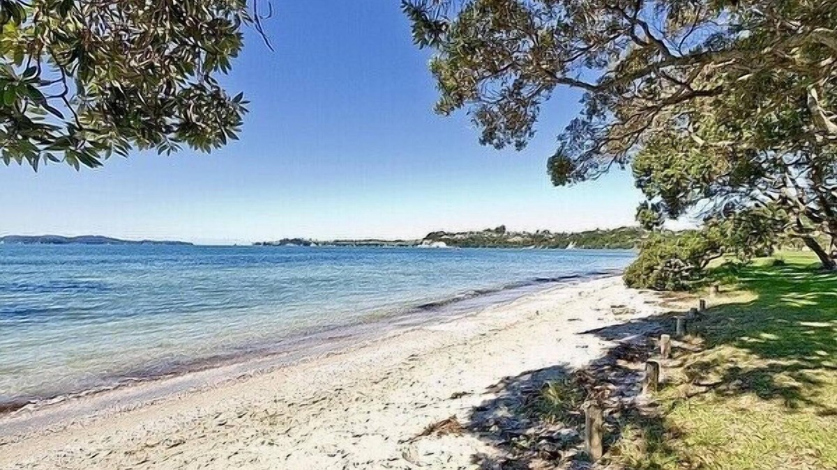 Snells Beach Cottage | Beachside at Snells - Snells Beach Apartment