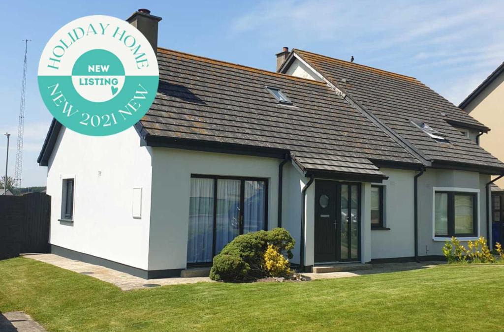 Riverchapel House | Beachside Avenue Holiday Home No 15