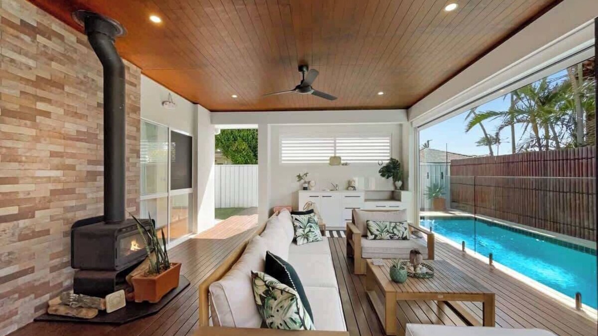 Warana House | Beachside Bliss - Pool, Cinema & Alfresco Living
