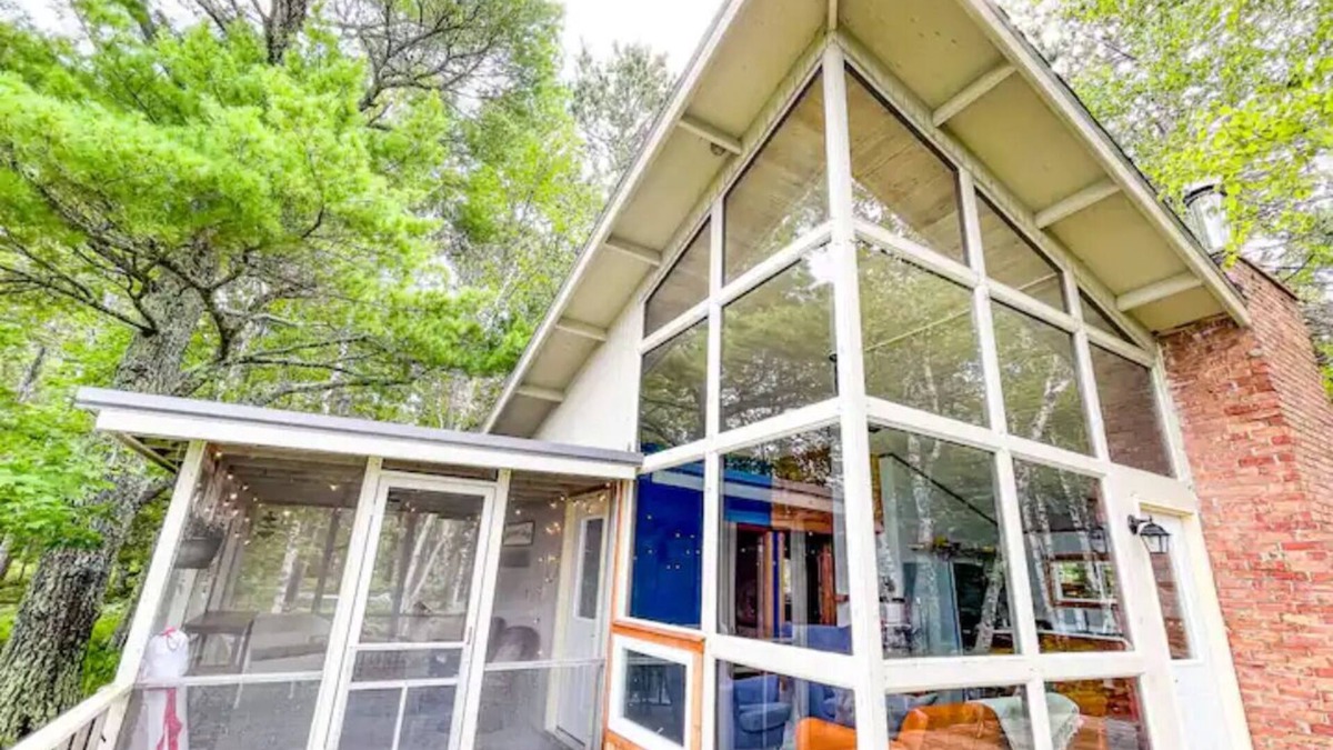 Cornucopia Cottage | Beachside Cottage - on Lake Superior