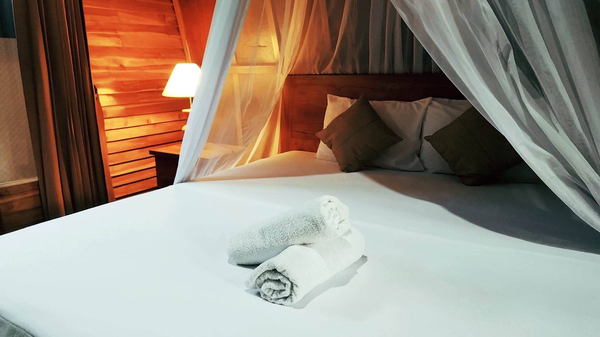 Gili Air Cottage | Beachside cottages with diving facilities