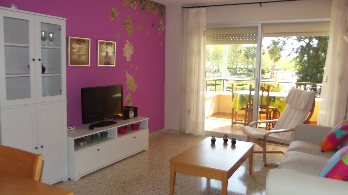 Rincon de la Victoria Apartment | Beachside vacation with free wifi