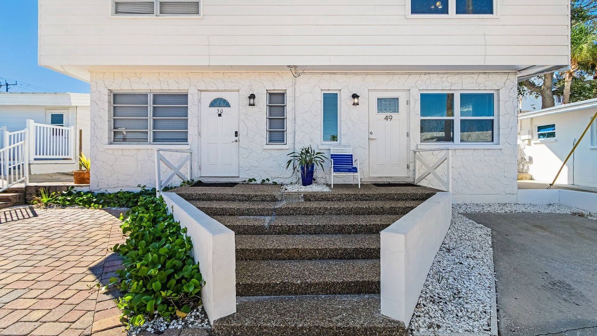 Aloha Kai House | Beachside Escape for 6 with Pool & Direct Sand Access – Aloha Kai #49