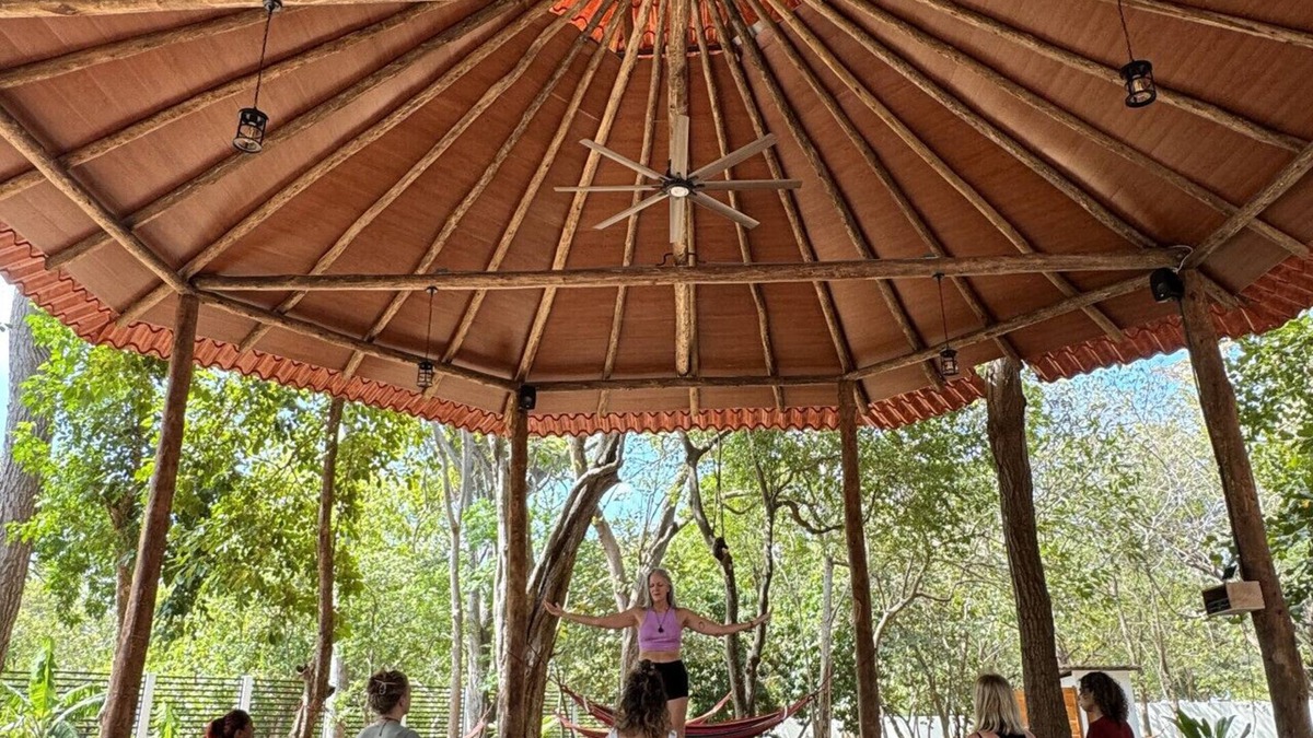 El Gigante Apartment | Beachside Escape in El Gigante | Yoga, Hammocks and Walk to Beach