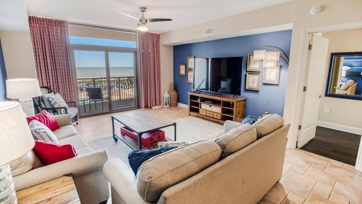 Windy Hill Condo | Beachside Luxury: 3-Bedroom Condo with Glass Showers and More