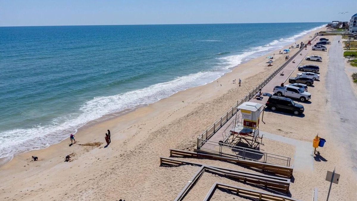 Bethune Beach Condo | Beachside Luxury Condo – Bethune Beach Gem