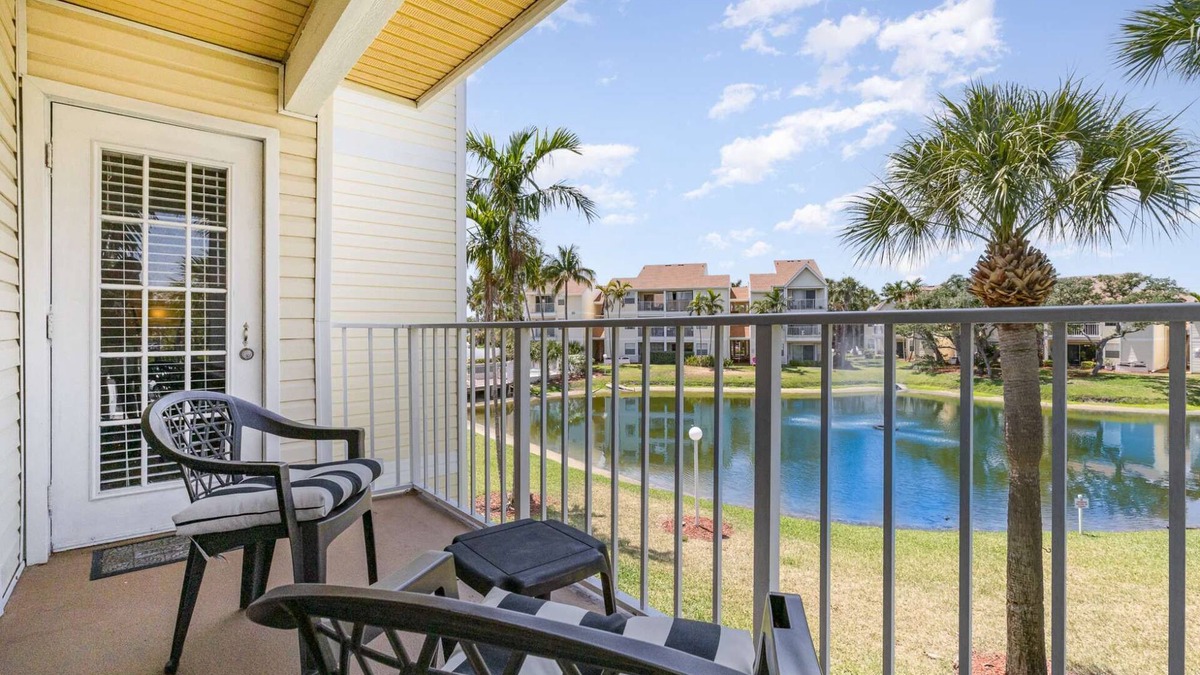 Ocean Side Village Apartment | Beachside Pondview Retreat