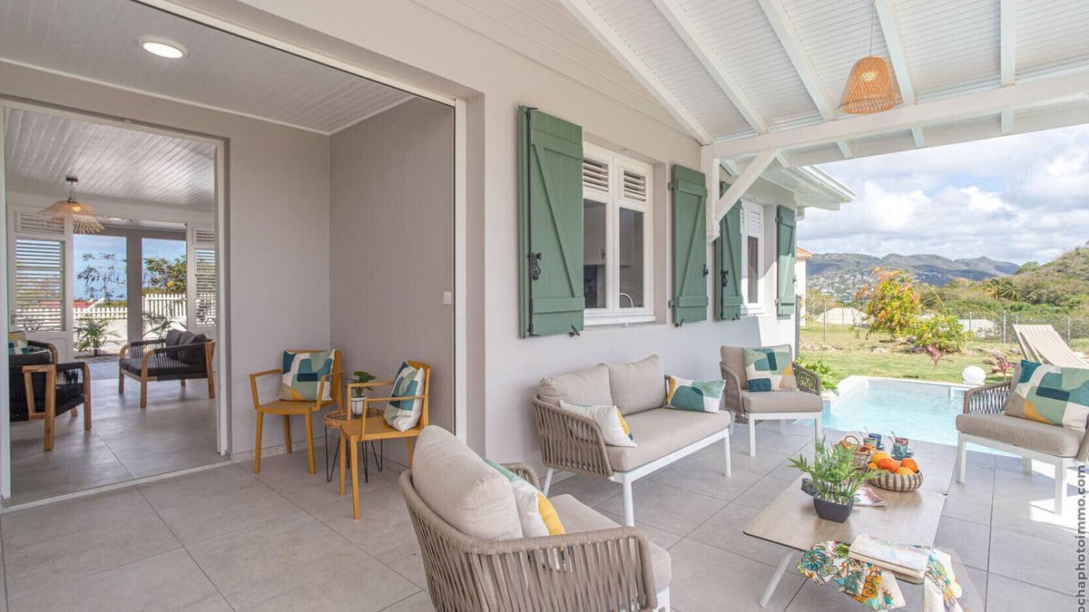 Sainte-Anne House | Beachside Seahorse