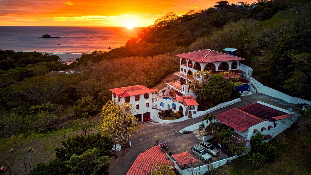 Playa Marsella Villa | Beachside stay at Villa ViYarte
