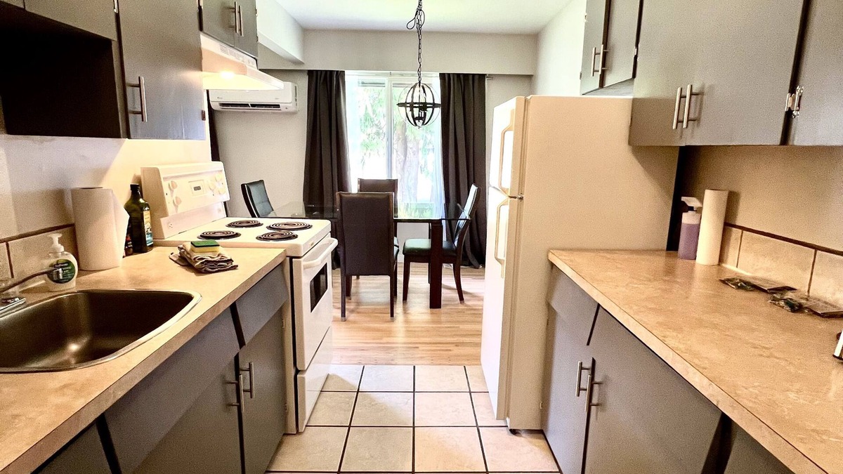 Port Alice Apartment | Beachside Suite 2 Bedroom 1 Bath Apartment Oceanview