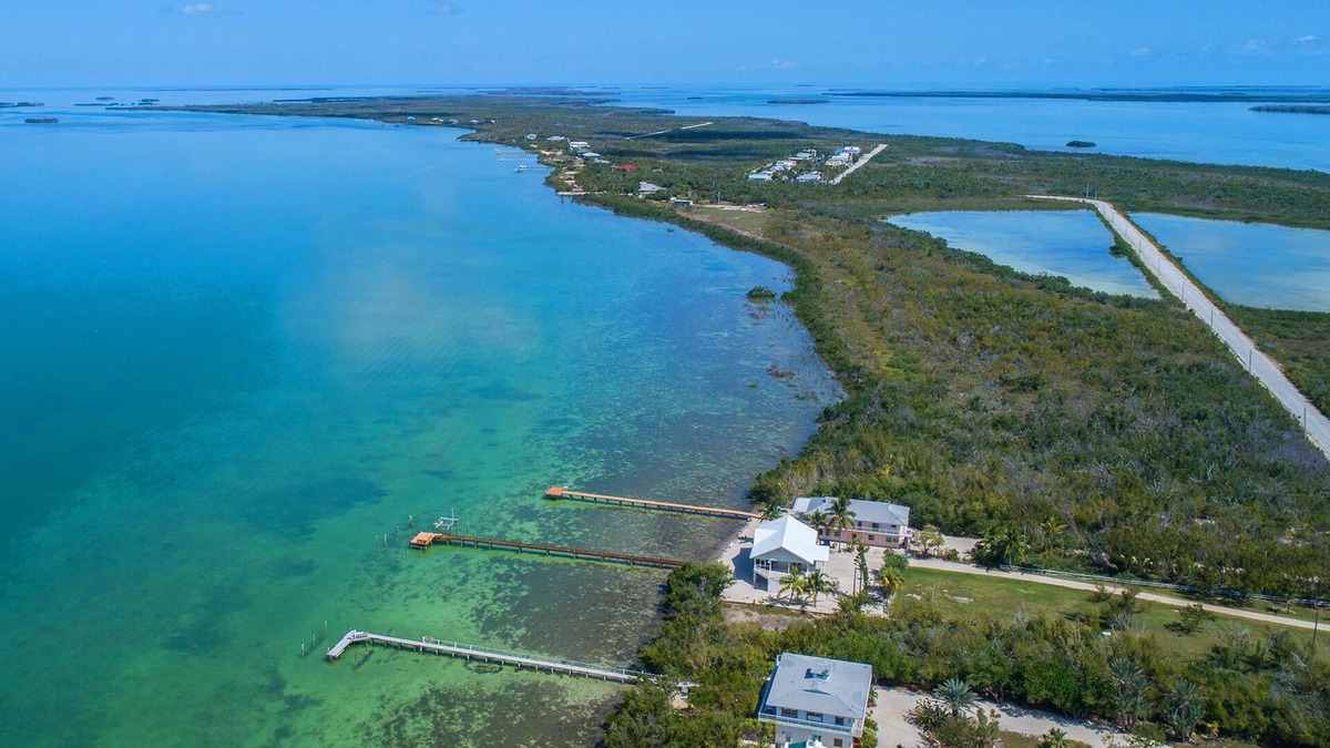 Big Torch Key House | Beachside @ Torchview Waterfront Retreat