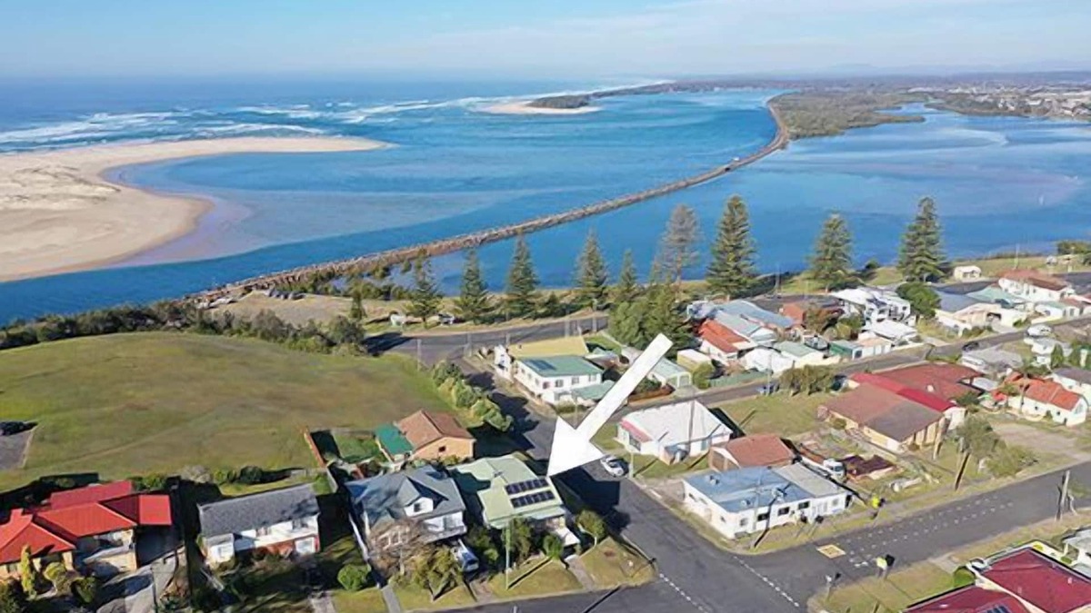 Harrington House | Beachview Cottage the heart of Harrington and the Place to Be