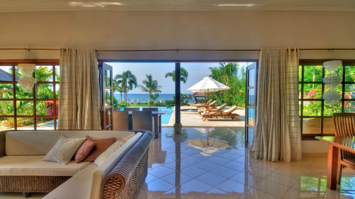 Lokapaksa Villa | Beachvilla, 2/8 PRs. cooking incl. private pool, jacuzzi, massage available