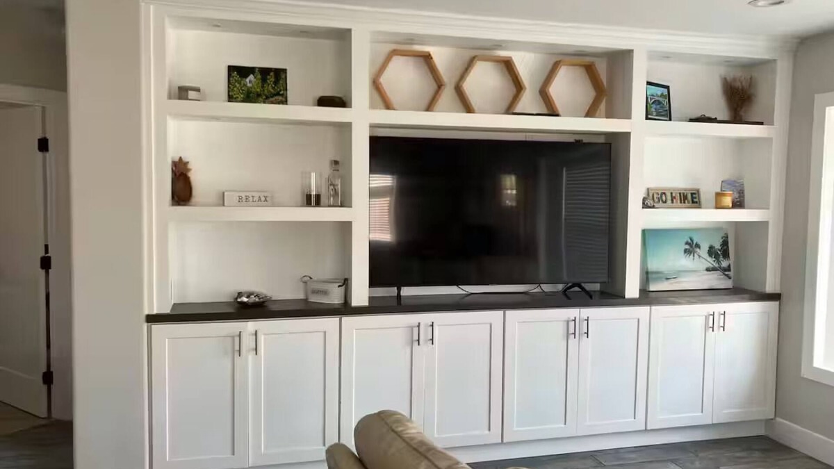 La Mesa House | Beachy bungalow