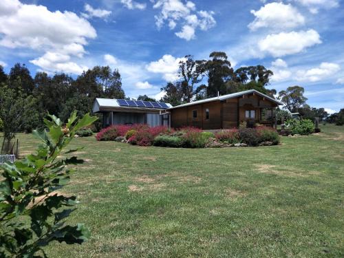 Essington House | Beaconsfield Cottage