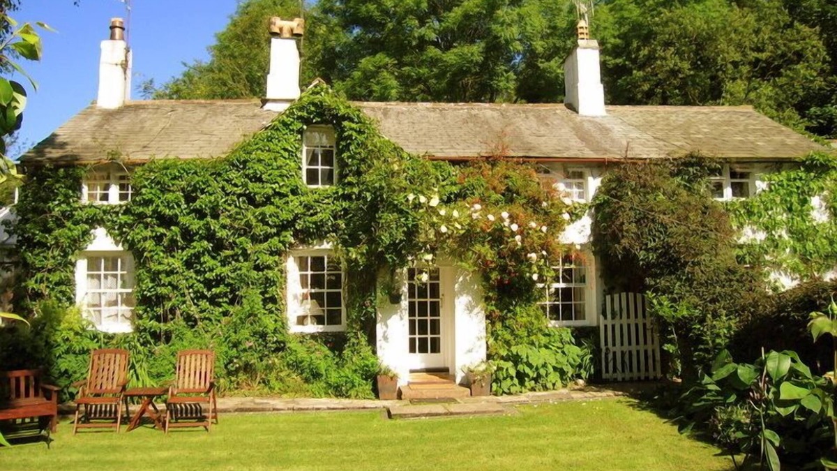 Askam and Ireleth Cottage | Beamed Rural Cottage in Secluded Area, Tranquil Retreat, Near Local Attractions