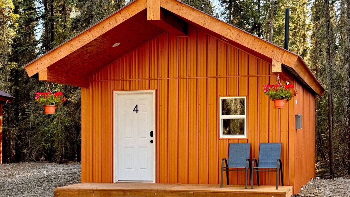 Tok Cabin | Bear Cabin 4 in Tok Alaska
