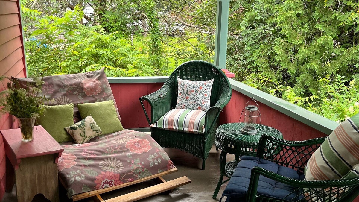 Phoenicia House | Bear Cottage Is Close To Everything You Want In The Catskills.