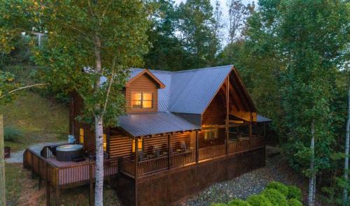Whittier House | Bear Cove Cabin