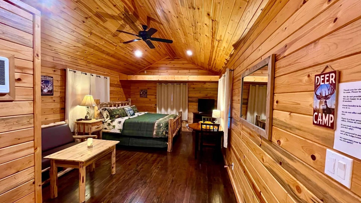 Thompson Falls Cabin | Bear Creek Resort, Upper cabin suite (1 king bed), Upper cabin suite (1 king bed)