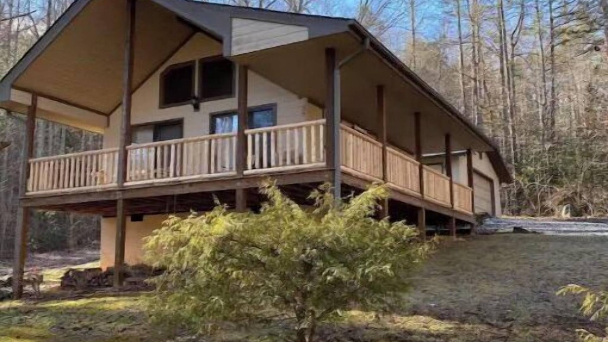 Robbinsville Cabin | Bear Creek Retreat