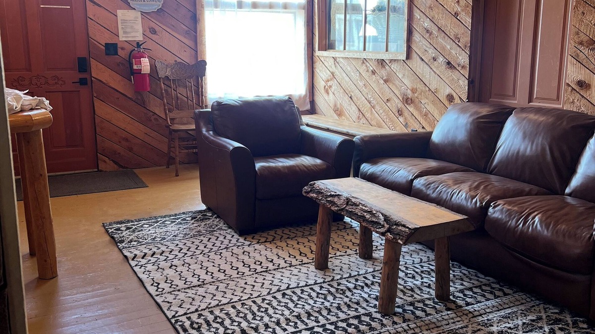 Paris House | Bear Lake Family Reunions, Group Gatherings, Corporate Retreats