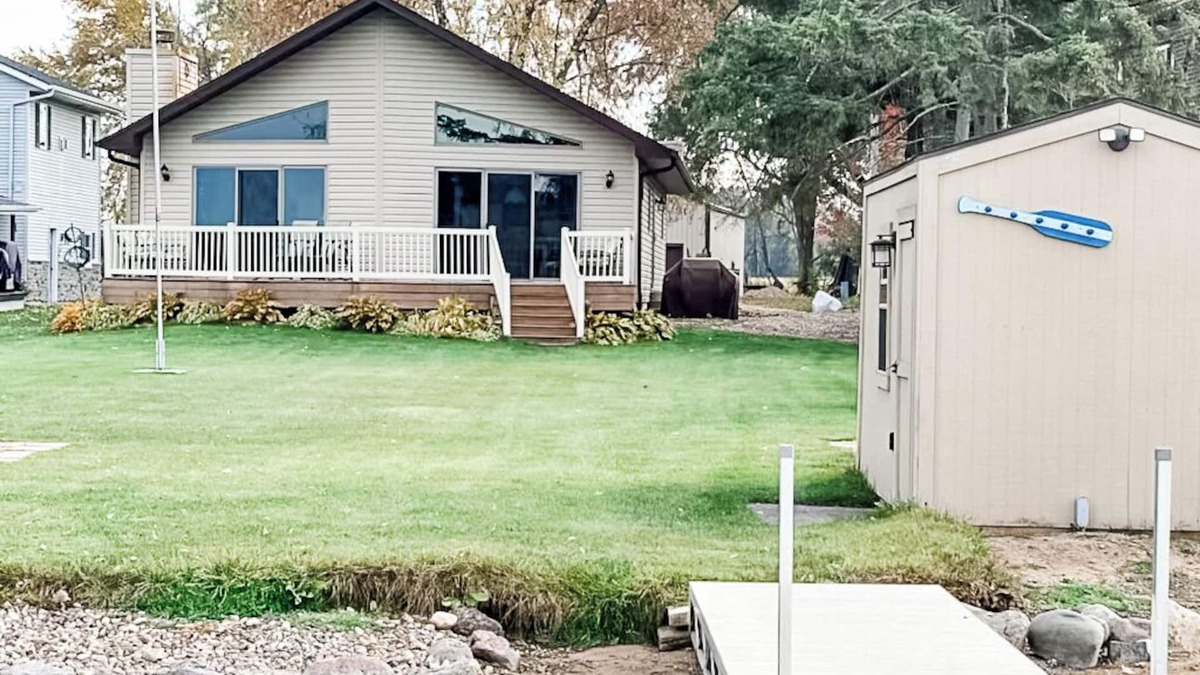 Weyauwega House | Bear Lake Home Manawa, WI - Lake Life in the Summer/Snowmobiling in the Winter
