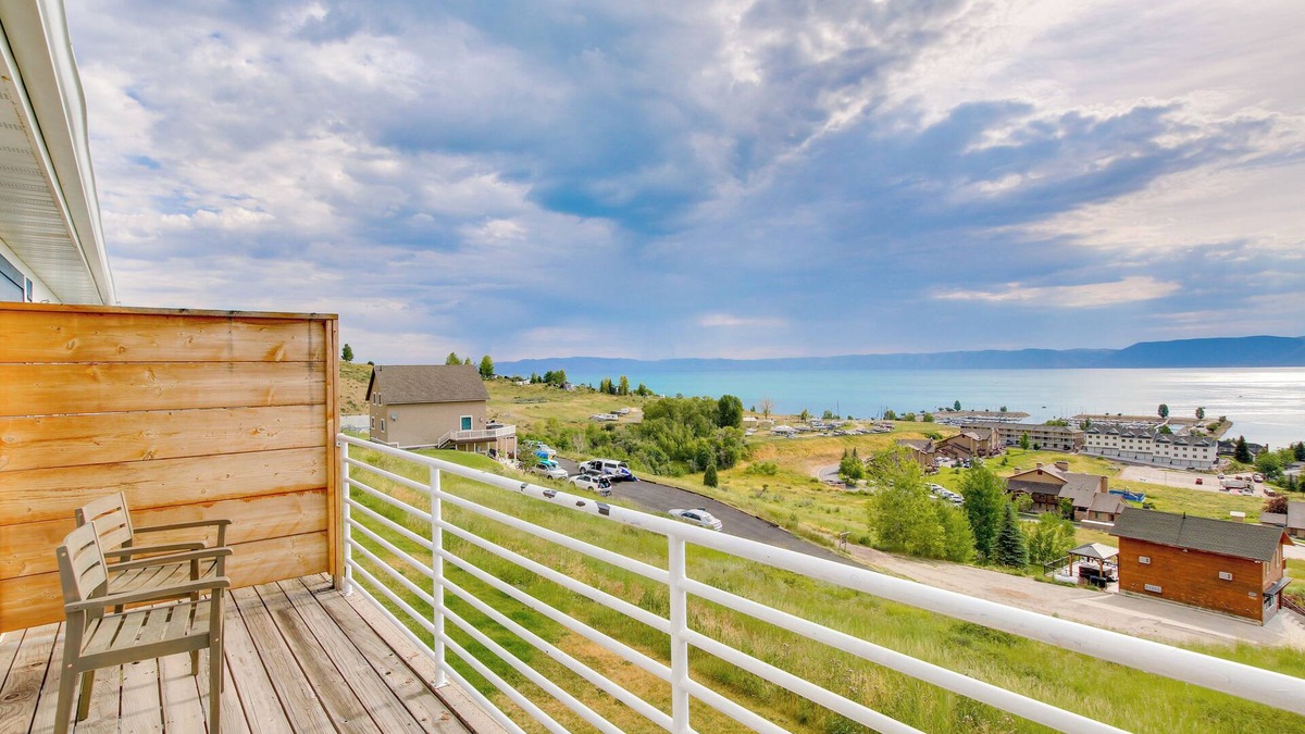 Harbor Village Condo | Bear Lake Oasis w/Heated Pool & Scenic Patio!