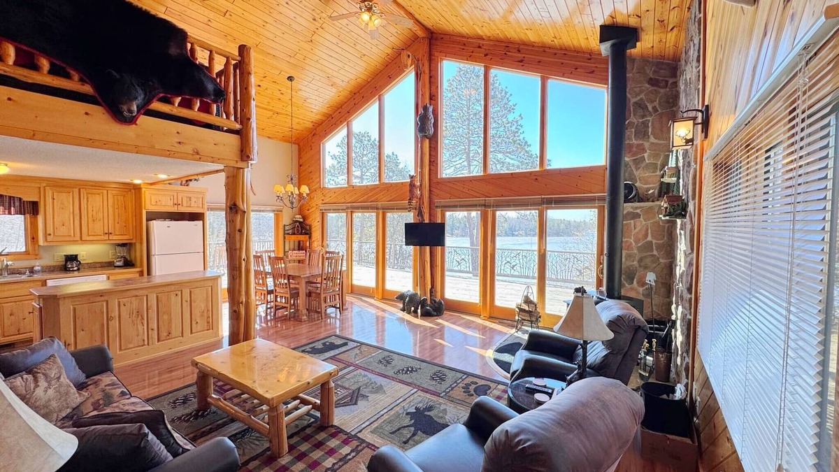 Backus House | Bear Peak Cabin, Beautiful Secluded Lake Cabin with Panoramic Views!