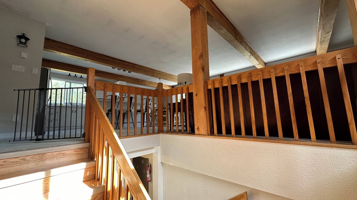 Stewart House | Bearvalley Guesthouse