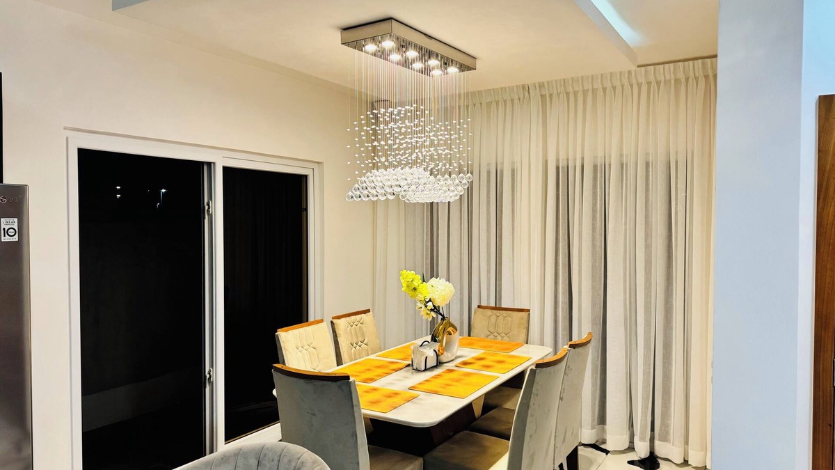 Sector 1 Nor-Oeste House | Beatiful 4-bedroom house with POOL