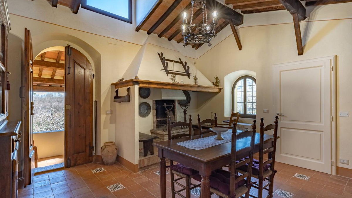 Chianciano Terme House | Beatrice - Charming accommodation in period farmhouse near Montepulciano