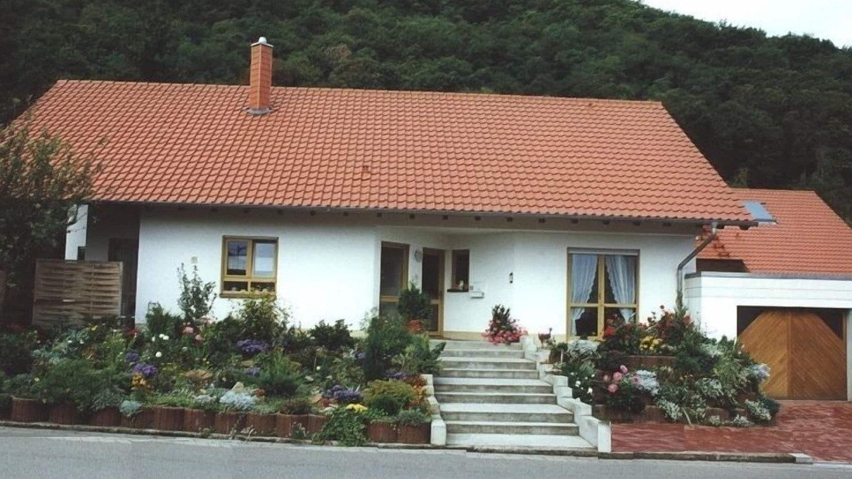 Neustadt-Gimmeldingen Apartment | Beautiful apartment in a well-kept family home