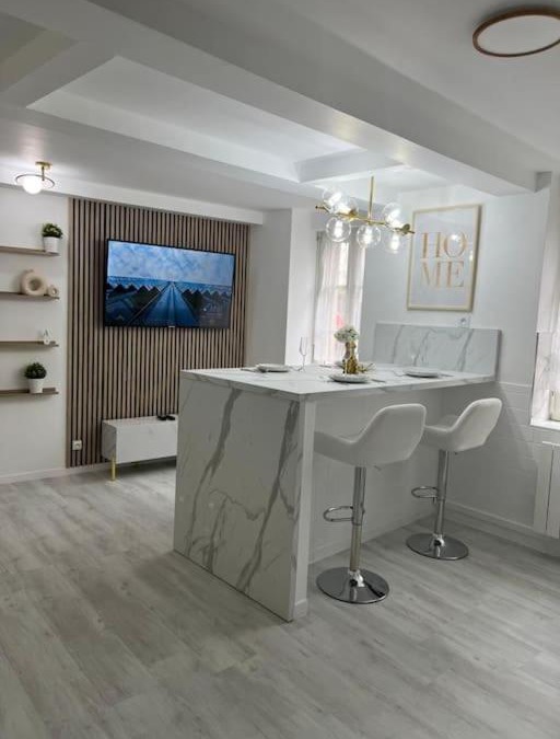 Mantes-la-Jolie Apartment | Beau duplex au centre Ville.