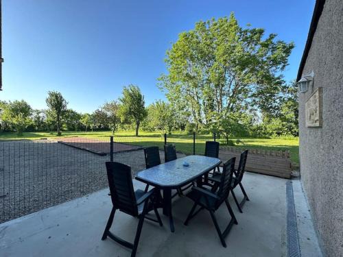 Verneville Apartment | Beau F4 dans un écrin de verdure