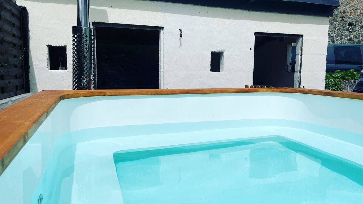 La Chapelle-Saint-Etienne House | Beautiful Cottage with private plunge pool/Hot Tub - 40 mins from Puy du Fou