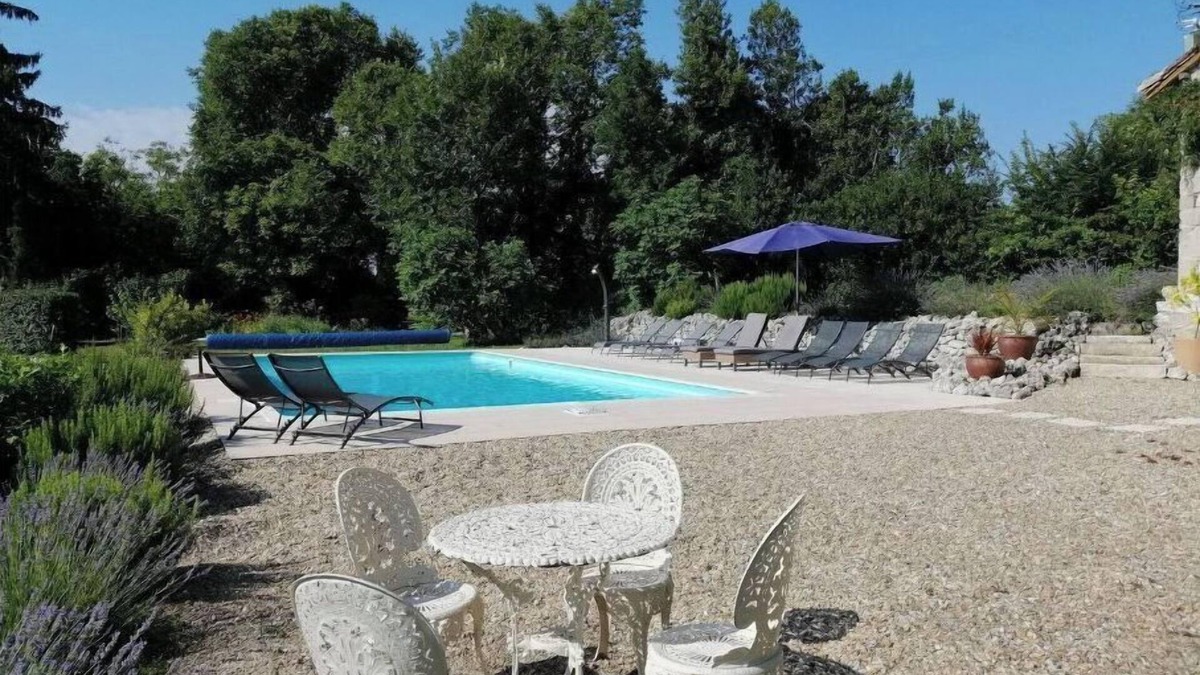 Nanteuil-de-Bourzac House | Beautiful old french house in spectacular rural setting